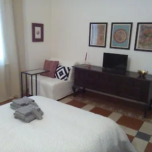  Habitación en casa particular Primopiano Italia